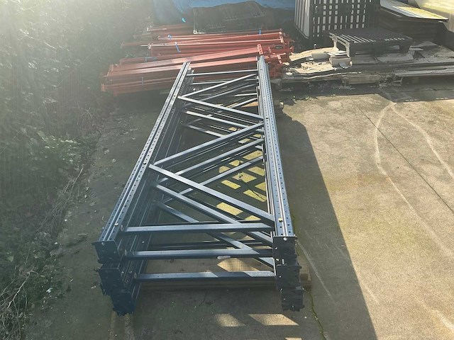 Gedemonteerde palletstelling - afbeelding 3 van  8