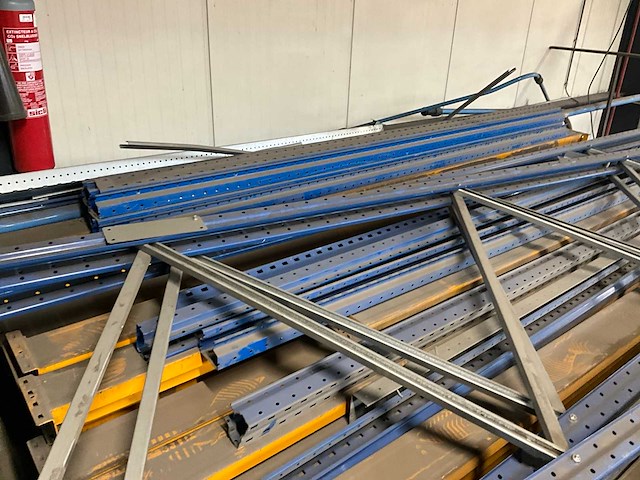 Gedemonteerde palletstelling - afbeelding 7 van  10