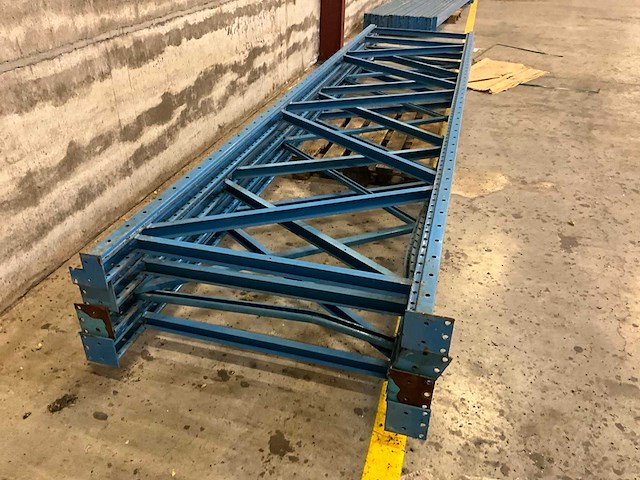 Gedemonteerde palletstelling - afbeelding 4 van  10