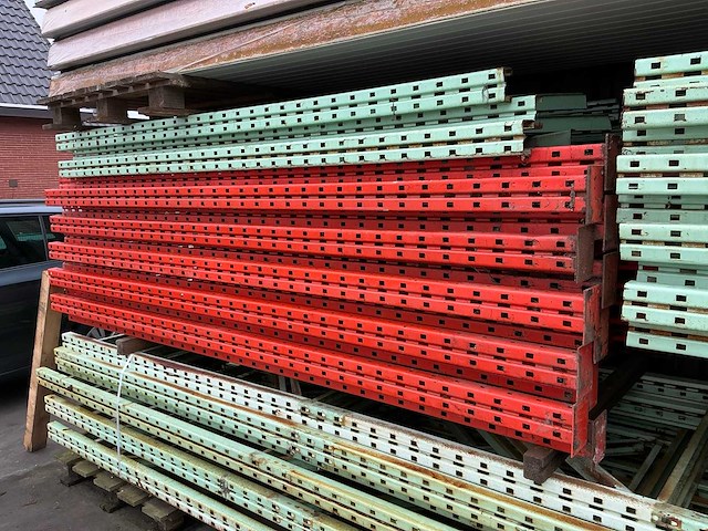 Gedemonteerde palletstelling - afbeelding 1 van  8