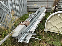 Gedemonteerde sectionale poort - afbeelding 1 van  4