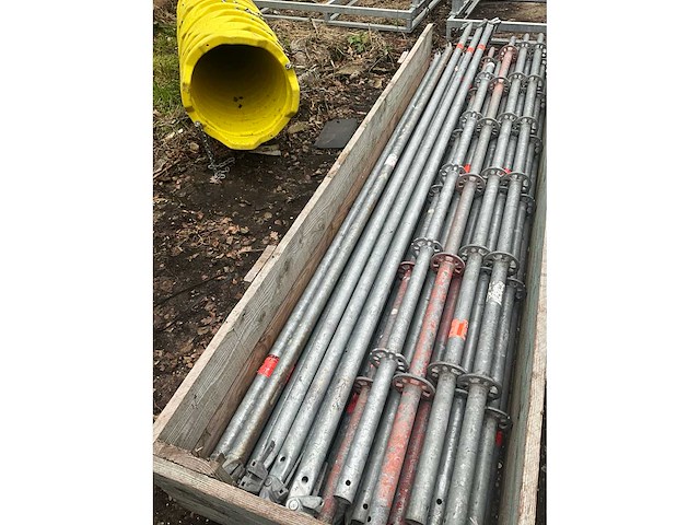 Gedemonteerde steigerstelling - afbeelding 2 van  15