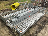 Gedemonteerde steigerstelling - afbeelding 1 van  15