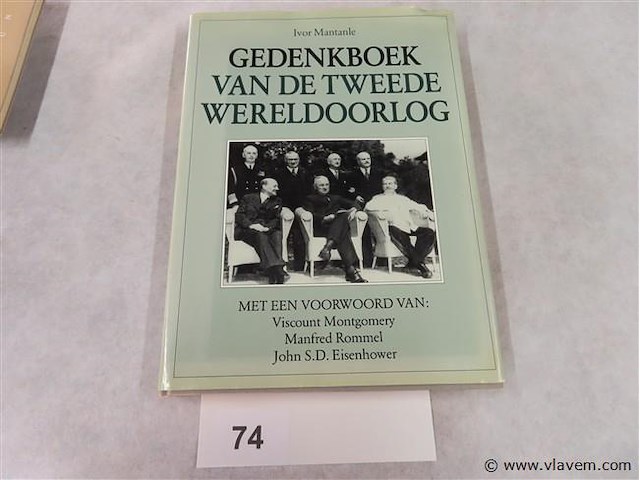Gedenkboek van de tweede wereldoorlog - afbeelding 1 van  3