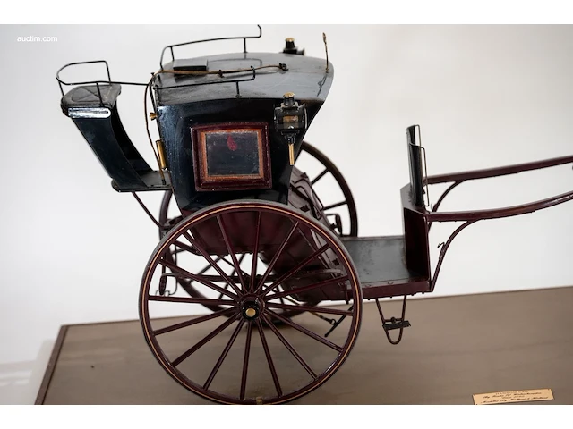 Gedetailleerd schaalmodel 'hansom cab' door... - afbeelding 4 van  11