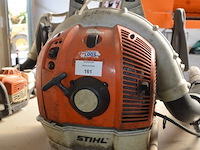 Gedragen bladblazer stihil op benzinemotor br600 (defect), bosmaaier stihl op benzinemotor (defect) - afbeelding 2 van  9