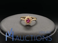 Geelgouden ring bezet met diamant en robijn 9 karaat - afbeelding 7 van  8