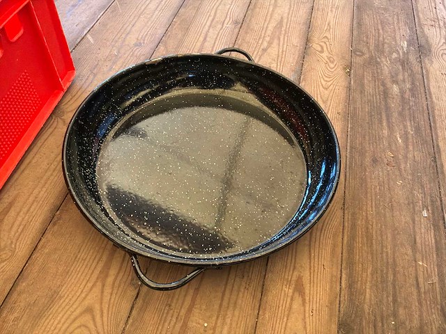 Geëmailleerde paellapan (3x) - afbeelding 1 van  2