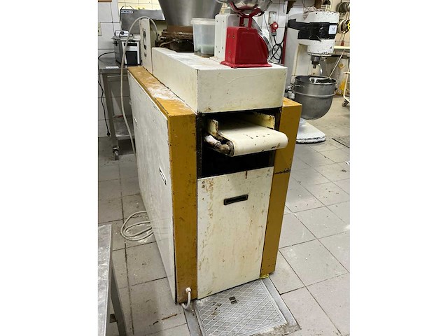 Gefra de ridder deegverdeler - afbeelding 3 van  5