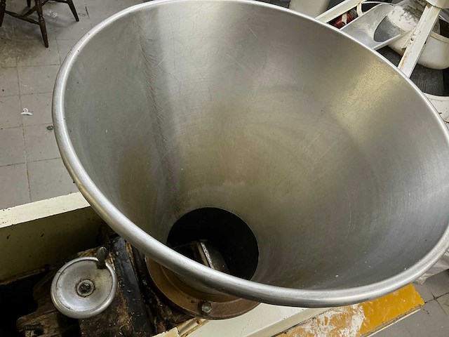 Gefra de ridder deegverdeler - afbeelding 5 van  5