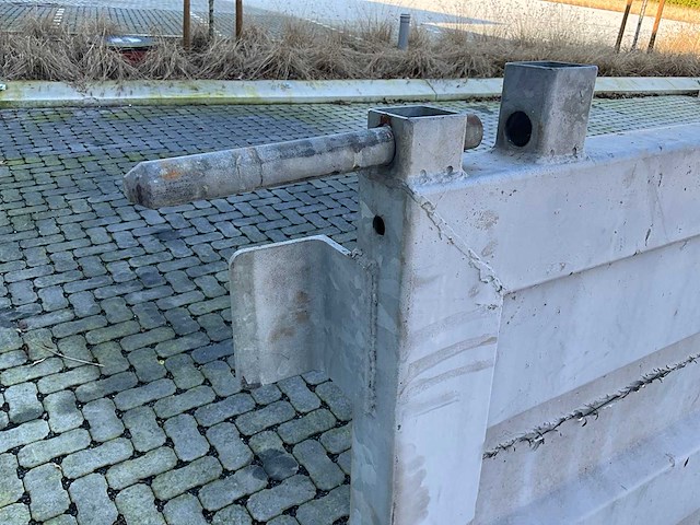 Gegalvaniseerd poort - afbeelding 4 van  6