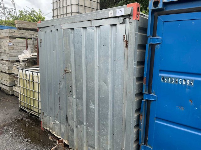 Gegalvaniseerd tuinhok - afbeelding 1 van  4