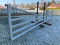 Gegalvaniseerd uitschuifbare weidepoort - afbeelding 2 van  8