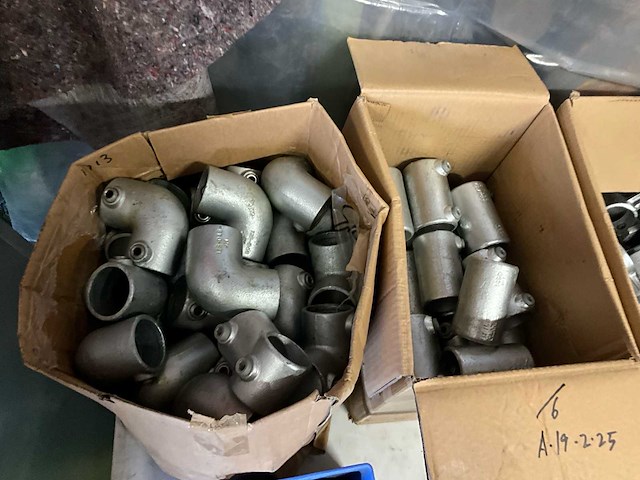 Gegalvaniseerde buiskoppelingen - afbeelding 2 van  8