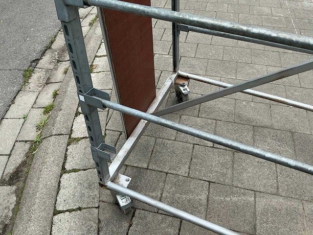 Gegalvaniseerde dubbelzijdige rollenkar - afbeelding 4 van  4