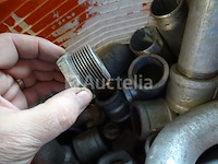 Gegalvaniseerde fittingen in een bak - afbeelding 5 van  6