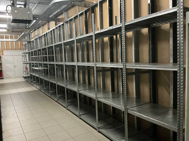 Gegalvaniseerde legbordstelling - afbeelding 1 van  7