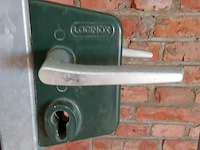 Gegalvaniseerde poort - afbeelding 2 van  3