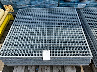 Gegalvaniseerde roostervloer (10x) - afbeelding 1 van  2
