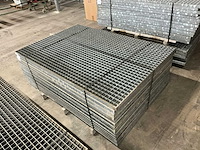 Gegalvaniseerde roostervloer (15x) - afbeelding 1 van  3
