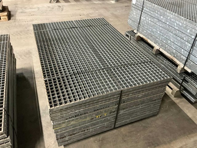 Gegalvaniseerde roostervloer (15x) - afbeelding 3 van  3