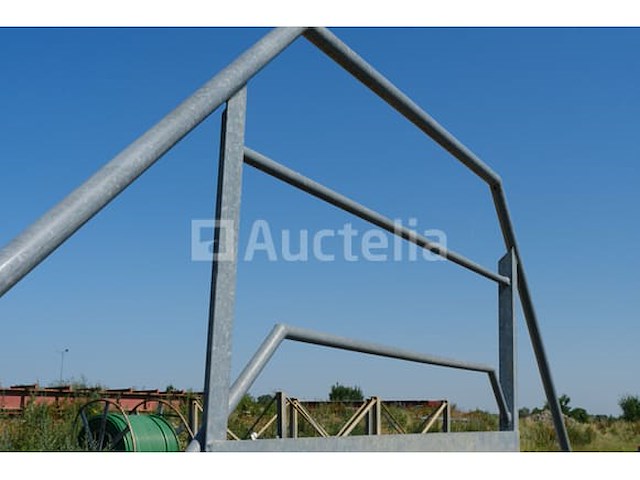 Gegalvaniseerde stalen looptrap - afbeelding 7 van  7