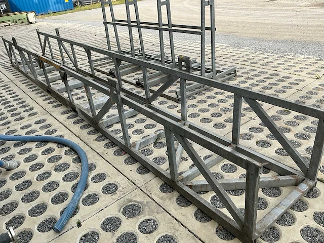 Gegalvaniseerde stapelbare profielcontainer - afbeelding 4 van  4