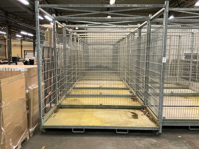 Gegalvaniseerde stapelrekken (11x) - afbeelding 1 van  5