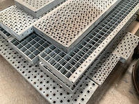 Gegalvaniseerde traptrede (14x) - afbeelding 2 van  4