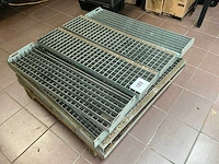 Gegalvaniseerde traptrede (16x)