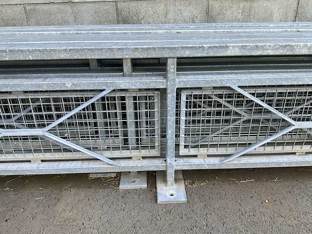 Gegalvaniseerde vangrail j12 type ravel 30 meter - afbeelding 6 van  8