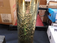 Gegraveerde obus woii hoogte 36 cm