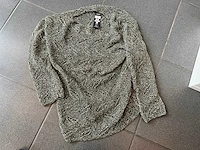 Gehaakte en gebreide kleding (27x) - afbeelding 22 van  34