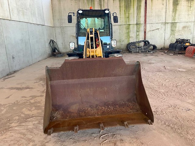 Gehl - al600 - wheeled loader - 2017 - afbeelding 12 van  15