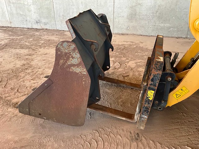 Gehl - al600 - wheeled loader - 2017 - afbeelding 5 van  23