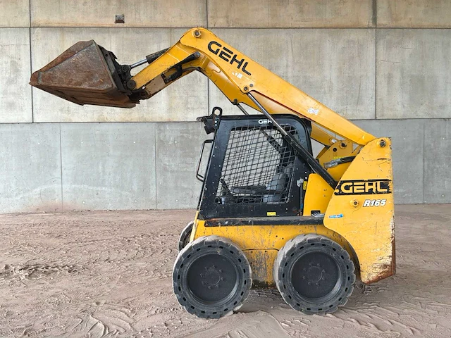 Gehl - r165 - compact loader - 2021 - afbeelding 4 van  18