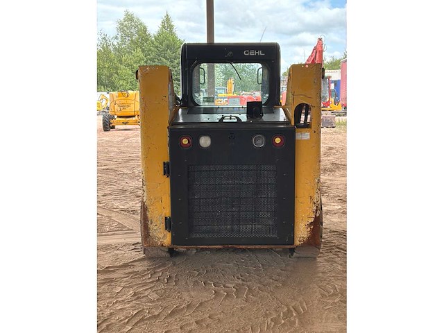 Gehl - r165 - compact loader - 2021 - afbeelding 13 van  18