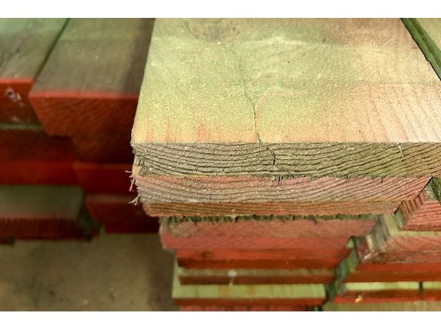 Geïmpregneerde houten balken/planken - afbeelding 5 van  7