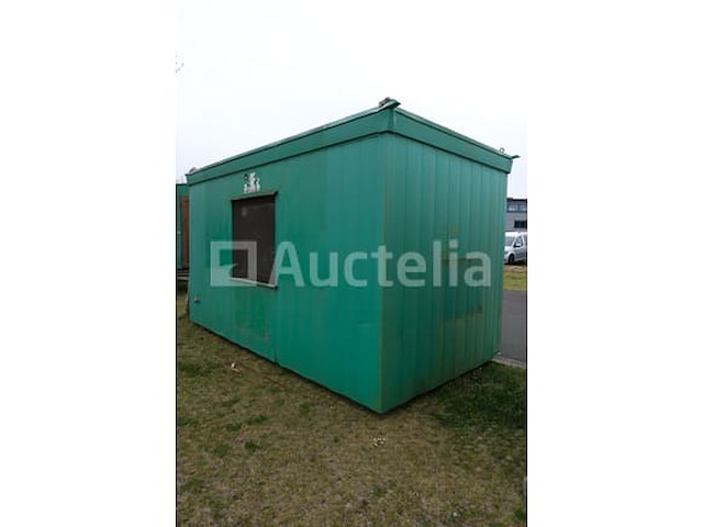 Geïsoleerde container op de bouwplaats - afbeelding 13 van  15