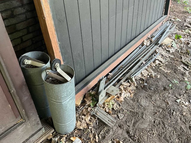 Geïsoleerde kantelpoort - afbeelding 2 van  4