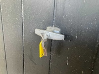 Geïsoleerde kantelpoort - afbeelding 3 van  4