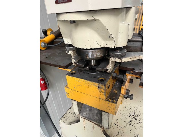 Geka - hydracrop 50sd - pons- en knipmachine - afbeelding 11 van  24