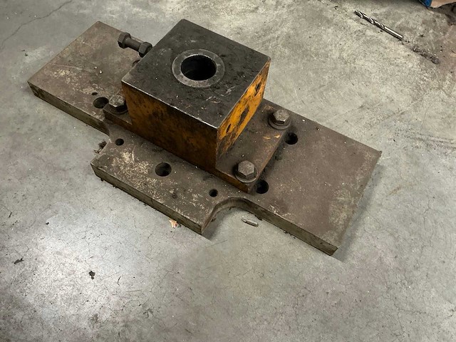 Geka hyd-100-s pons-/knipmachine - afbeelding 7 van  16