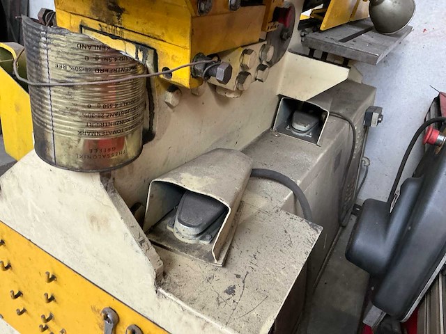 Geka hyd-100-s pons-/knipmachine - afbeelding 12 van  16