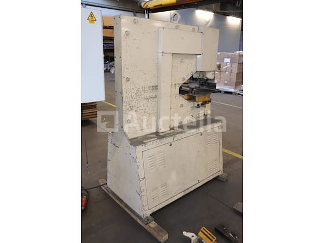 Geka puma 55/500 ponsmachine - afbeelding 1 van  16