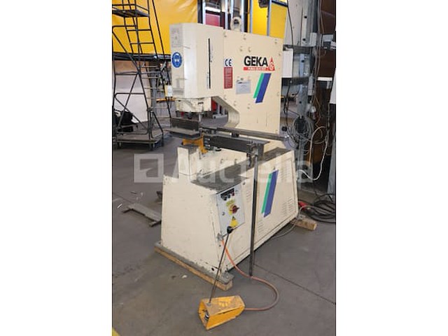 Geka puma 55/500 ponsmachine - afbeelding 14 van  16