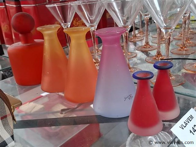 Gekleurd glas - afbeelding 1 van  1