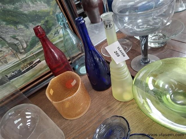 Gekleurd glas - afbeelding 2 van  2