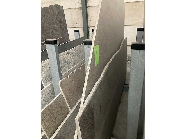 Gekleurde granieten - afbeelding 2 van  10