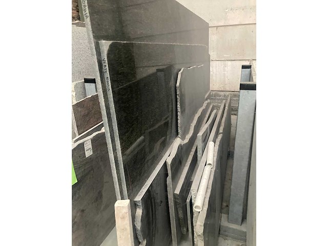 Gekleurde granieten - afbeelding 4 van  10